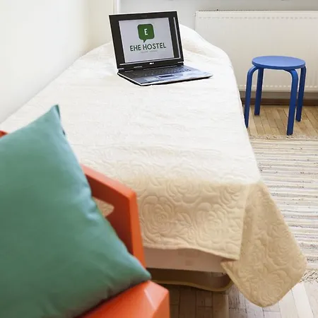 Ehe Hostel *
